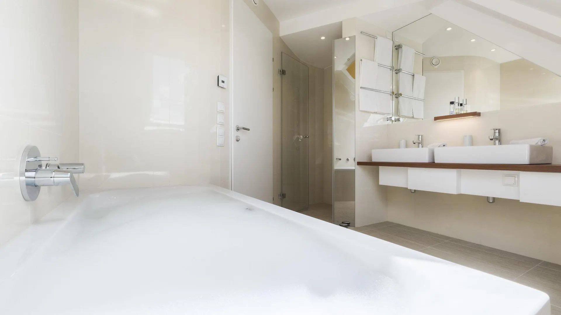 Vienna Grand Apartments Danube