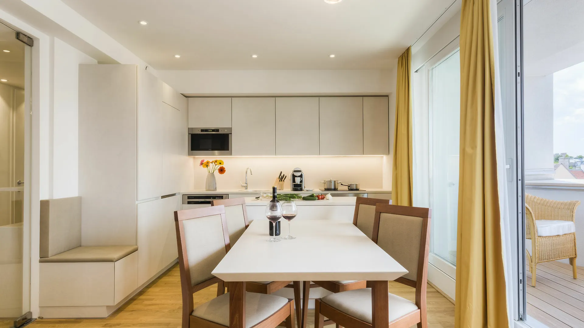 Vienna Grand Apartments Danube Austria
